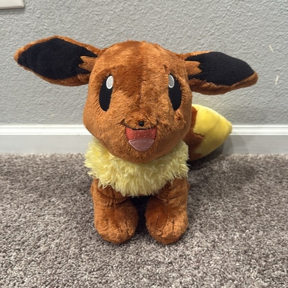 Pokemon Eevee Build-A-Bear Workshop Exclusive Brown and Cream Plush Toy - Picture 2 of 8